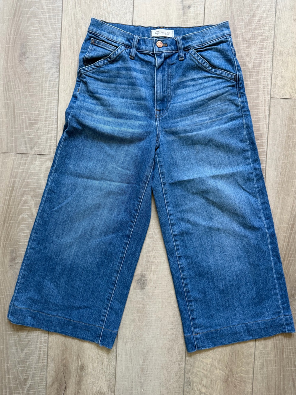 Madewell Wide-Leg Cropped Jeans in Classic Blue